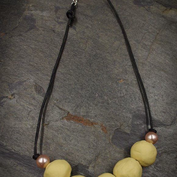 Yellow Statement Necklace with Big Round Handmade Beads - OOAK - Picture 2 of 6